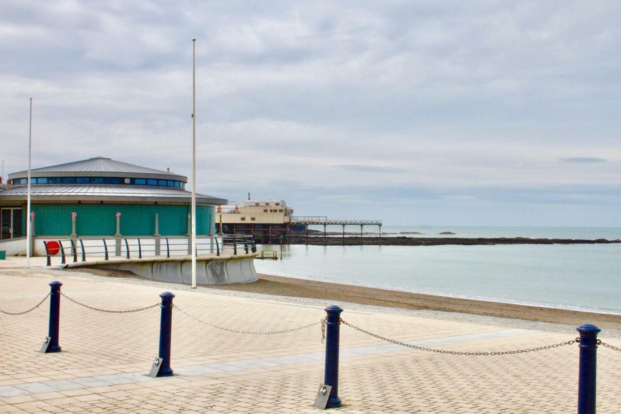 Helmsman Guesthouse Aberystwyth Exteriör bild